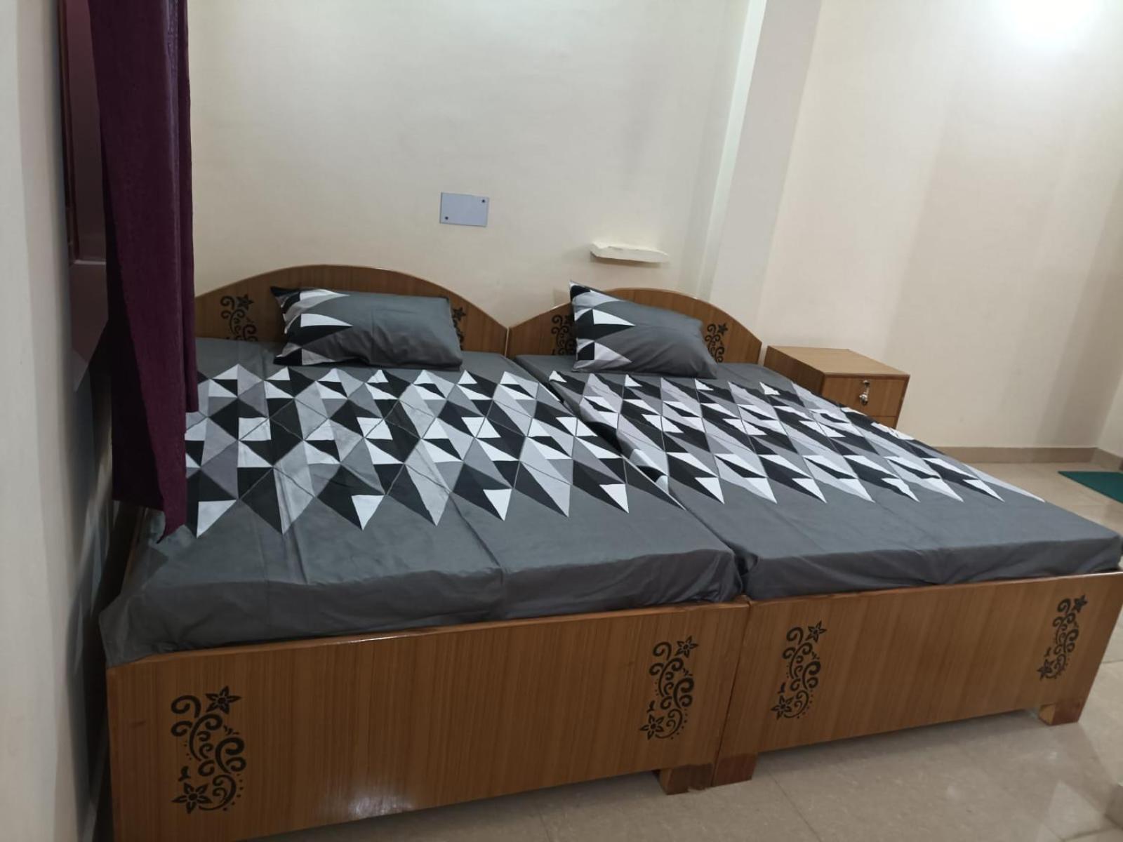 Anant Paying Guest House Ayodhya Exterior foto
